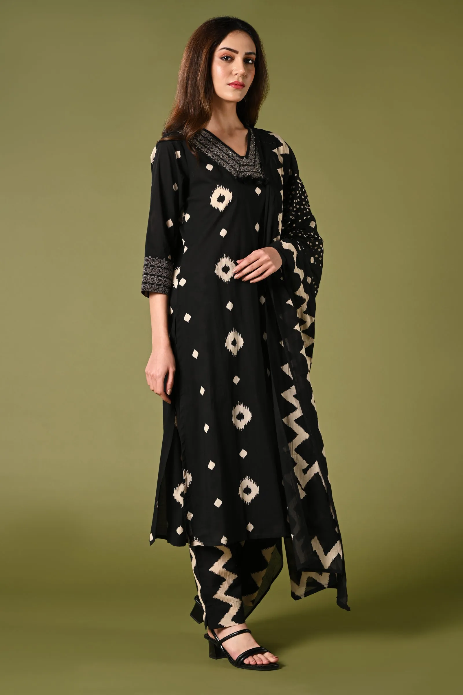 Diamond printed black daily wear cotton straight kurti set with pant and printed dupatta.