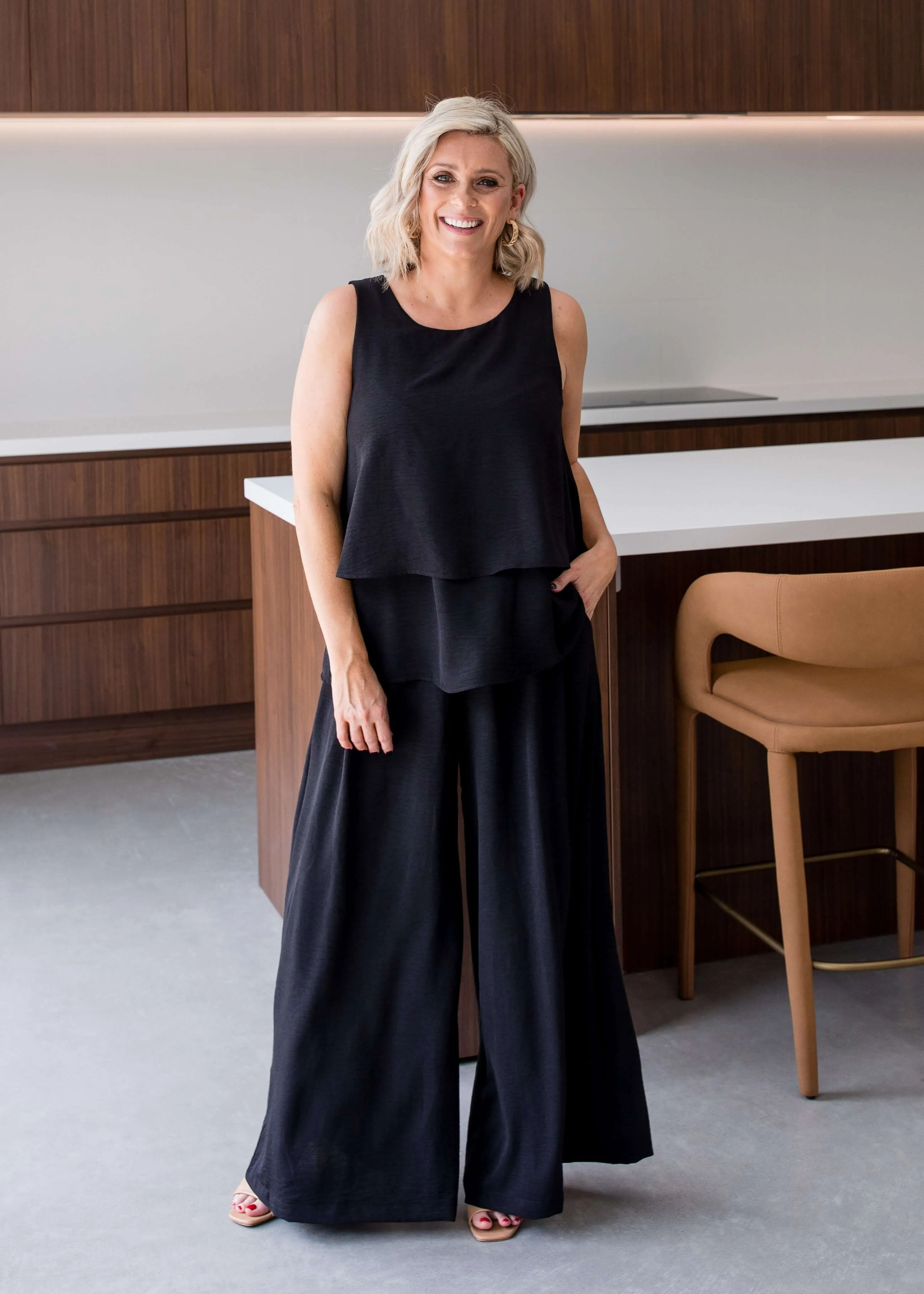 Magic layer top in Black