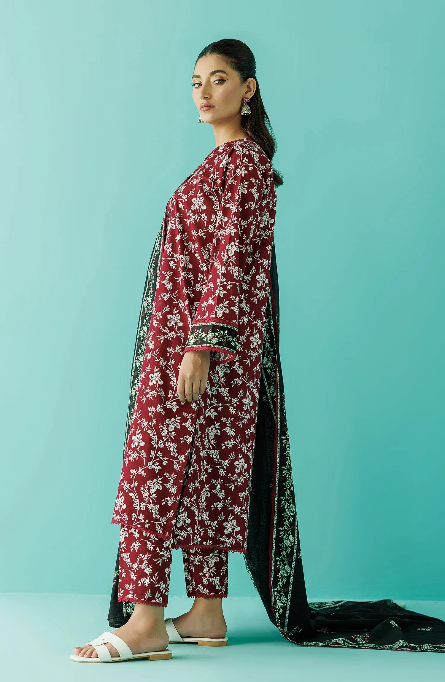 Stitched 3 Piece Printed Lawn Shirt , Cambric Pant and Lawn Dupatta (OTL-24-069/S MAROON)